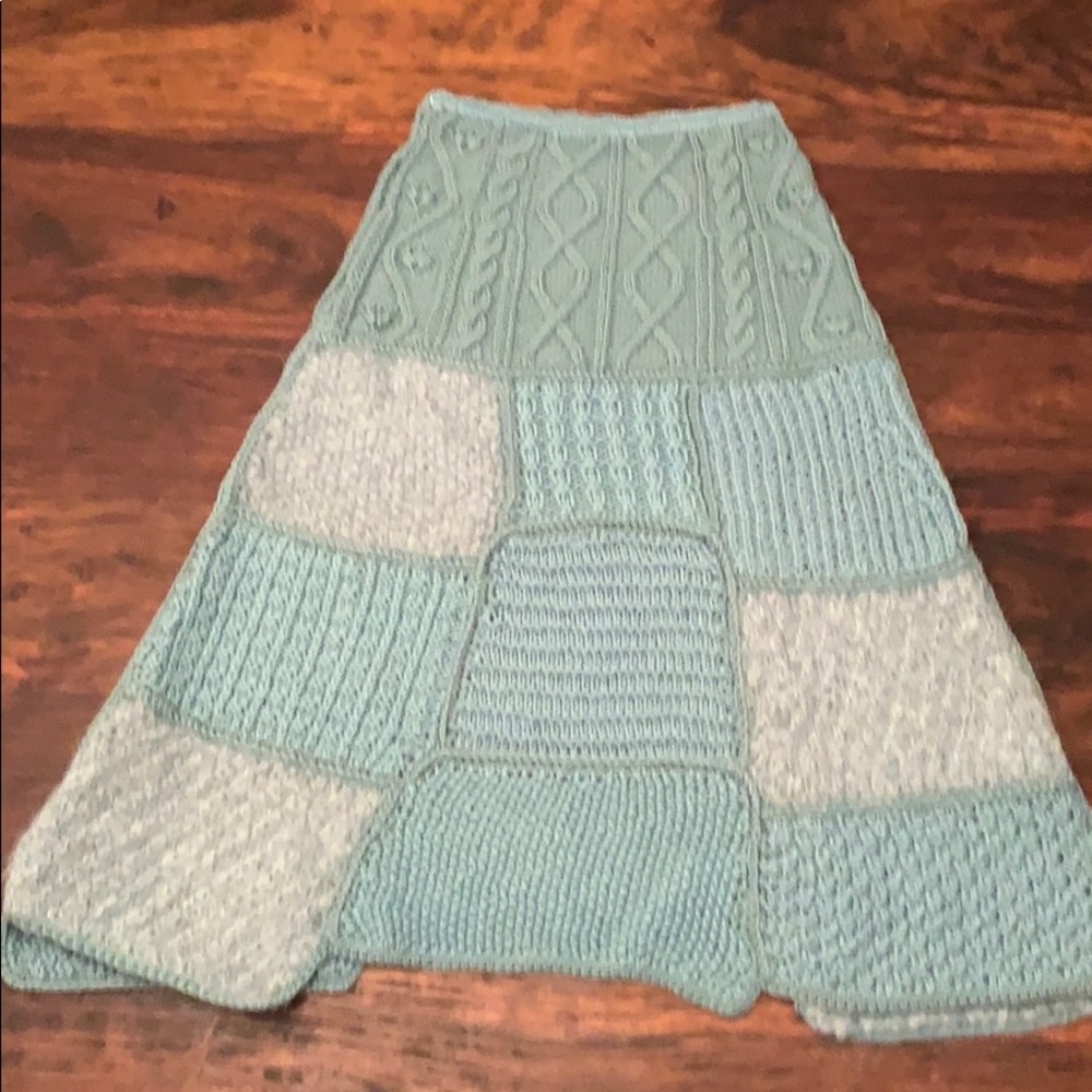 Blue woven skirt